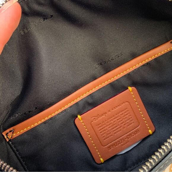 Coach x Disney Black Leather Walt Disney World Belt Bag Limited Edition - Picture 6 of 13